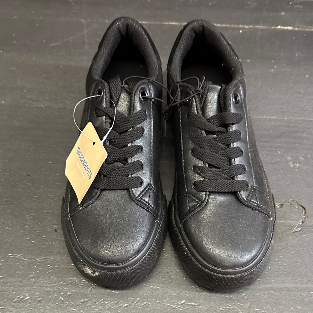 Children's Black Low-Top Lace Sneakers